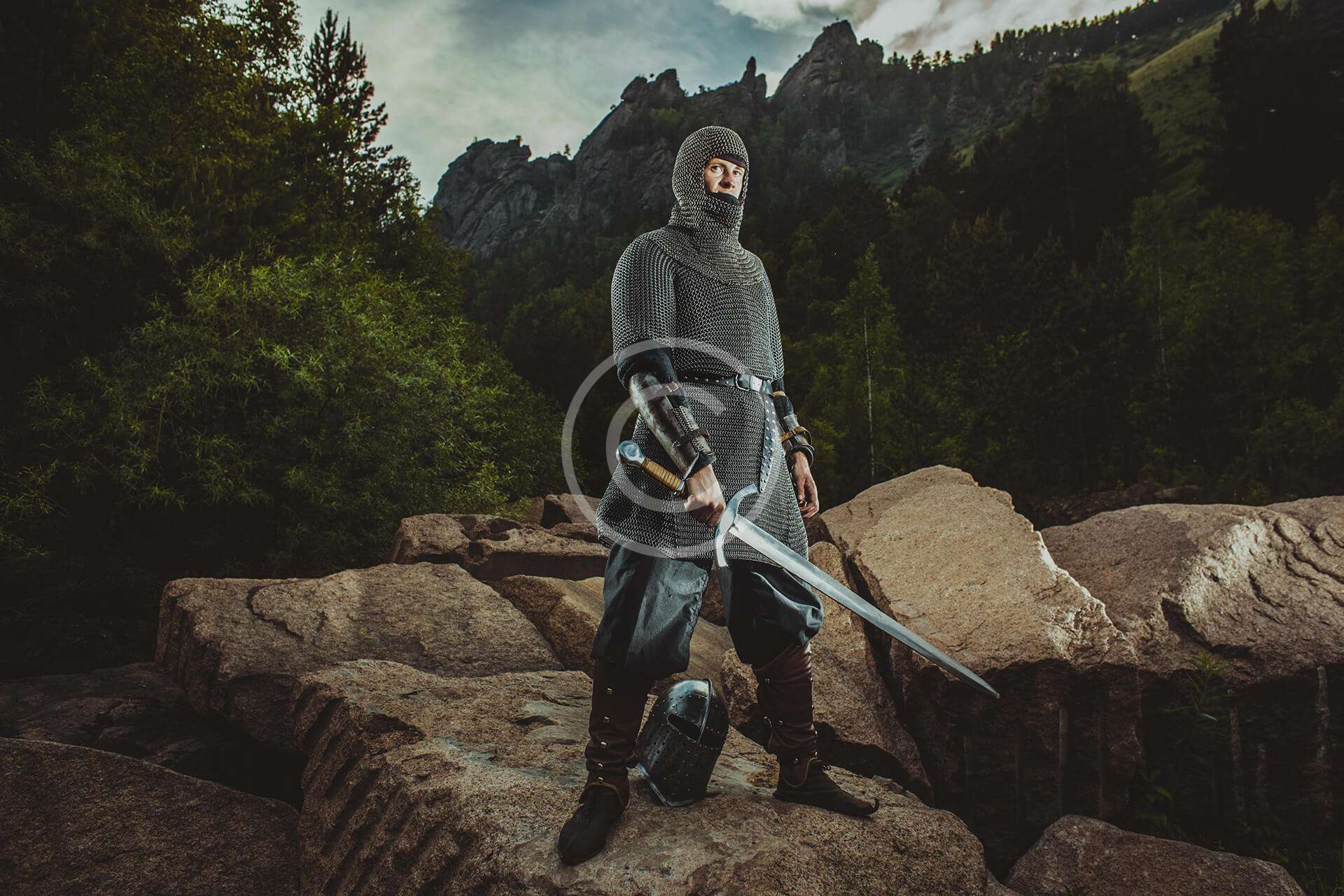 Scopri di più sull'articolo Choosing Armour for a Universal Fighter